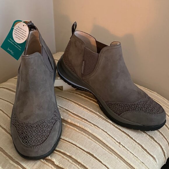 Jambu Leather Ankle Boots - Picture 1 of 11